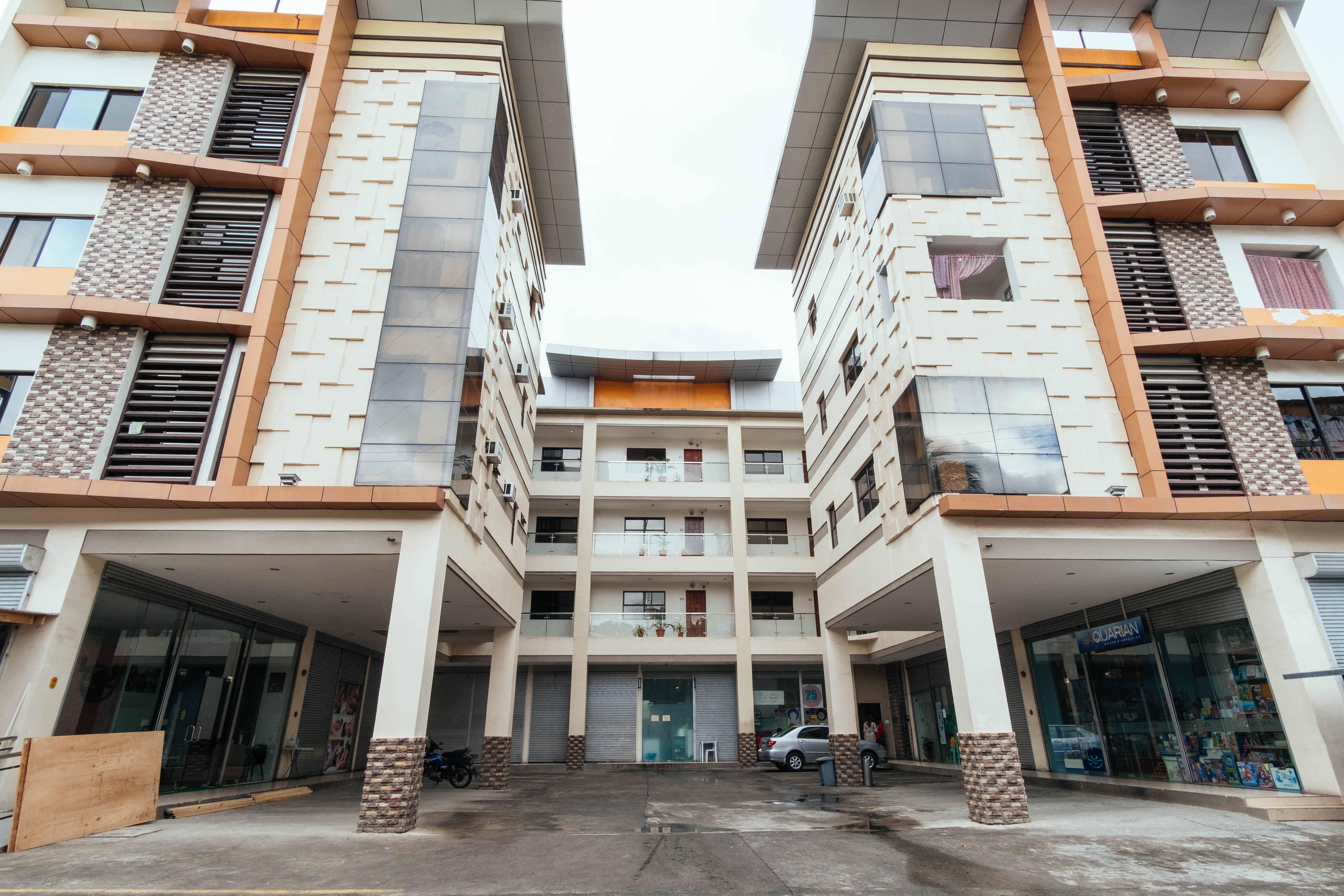 Oyo 443 Maria Cristina Arcade Suites Cebu Екстериор снимка